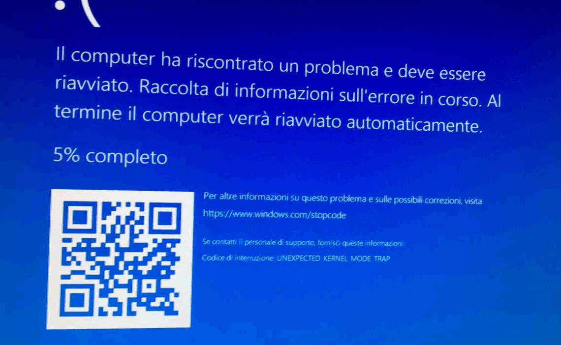 Image:Aspettate ad aggiornare a Windows 10 Creators Update build 1703 - UNEXPECTED KERNEL MODE TRAP